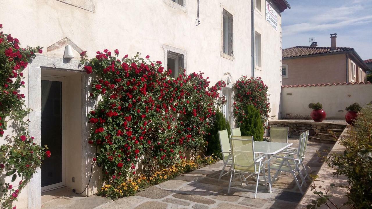 Chambre D'Hote Le Clos D'Audio A Riols Exterior foto